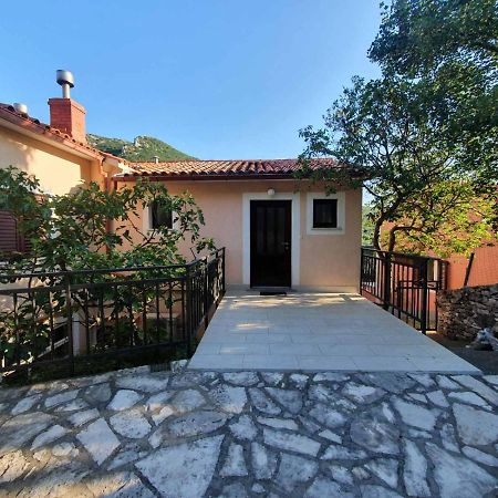 Studio Elvis Plomin Exterior photo